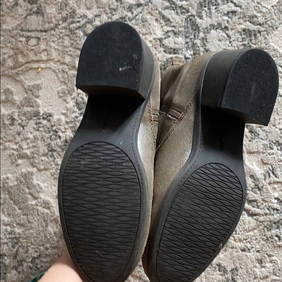 Clarks cushion soft boots silver grey - Picture 3 of 3